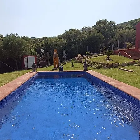 Victoria Con Piscina * タリファ